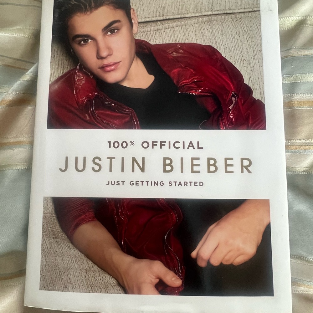 Justin Bieber just getting started book. Collectible